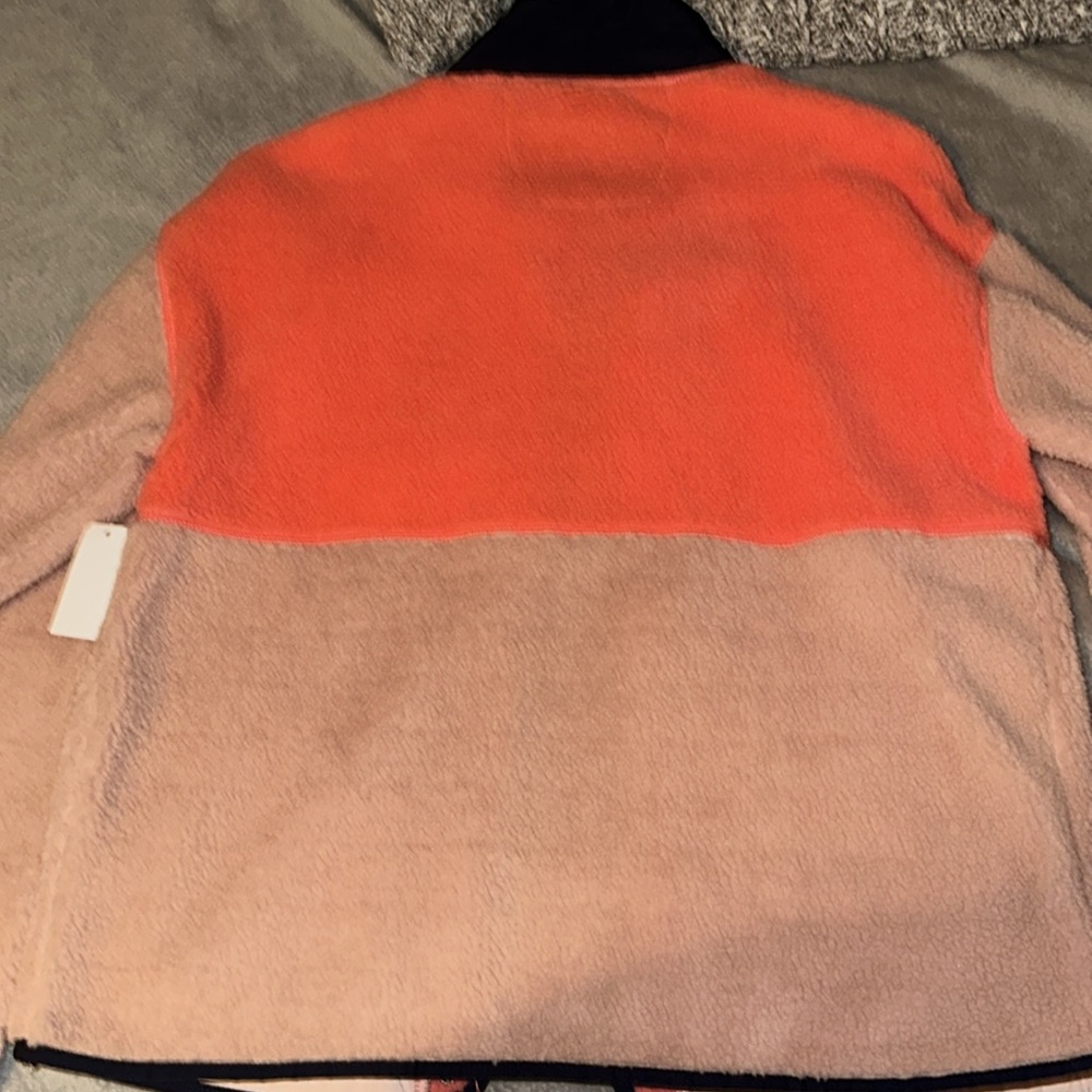 Colorblock Button up Jacket/Sweater - Picture 4 of 6